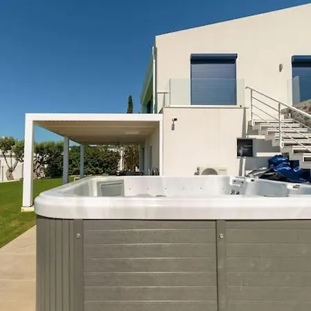 Thea Santa Marina Villa