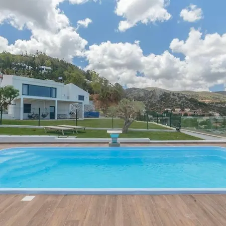 Thea Santa Marina Villa *