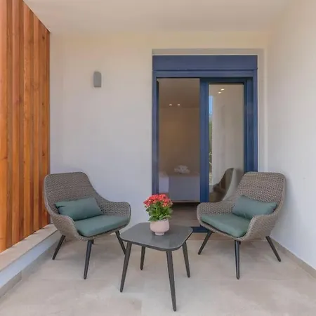Thea Santa Marina Villa *
